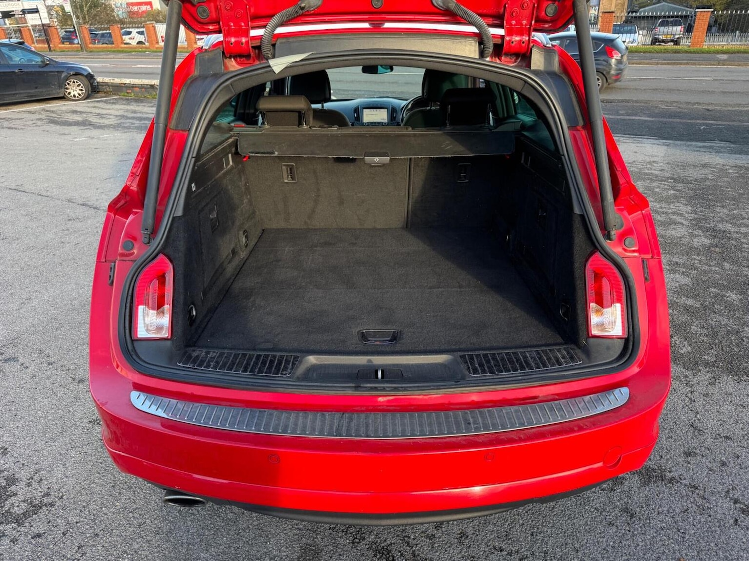 Used Vauxhall Insignia 2015 for sale - 76637445: Photo 42