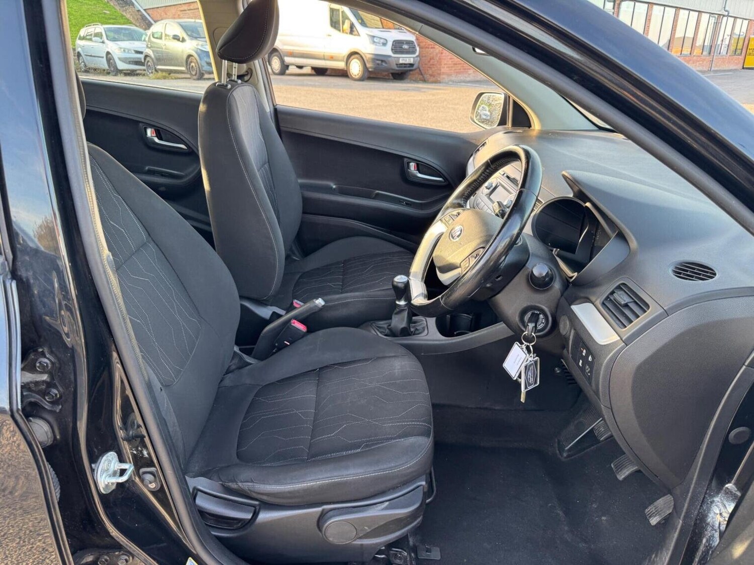 Used Kia Picanto 2013 for sale - 76576864: Photo 27