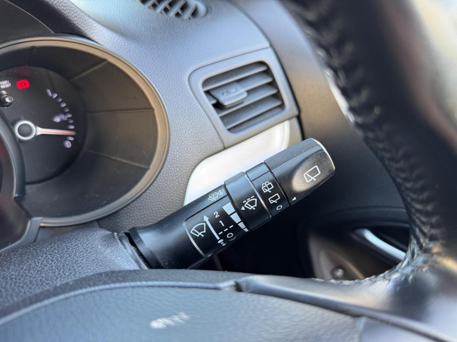 Used Kia Picanto 2013 for sale - 76576864: Photo 32