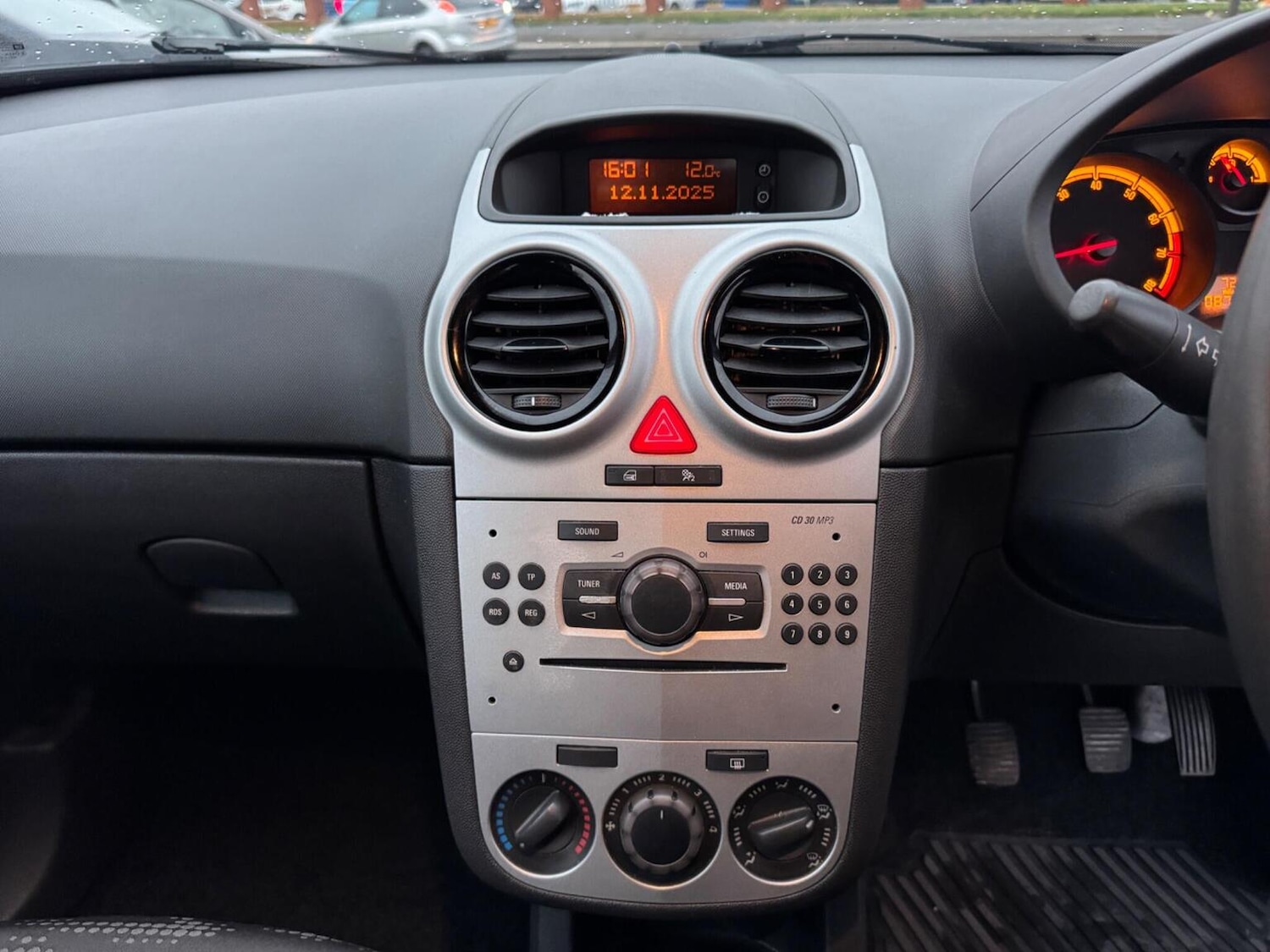 Used Vauxhall Corsa 2014 for sale - 76576879: Photo 10