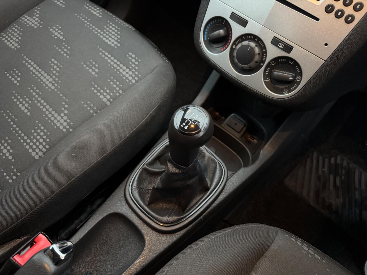 Used Vauxhall Corsa 2014 for sale - 76576879: Photo 11