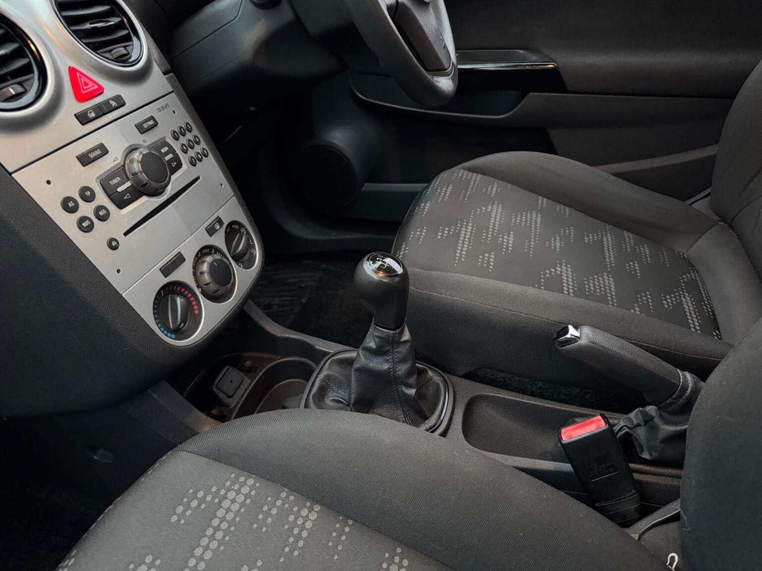 Used Vauxhall Corsa 2014 for sale - 76576879: Photo 40