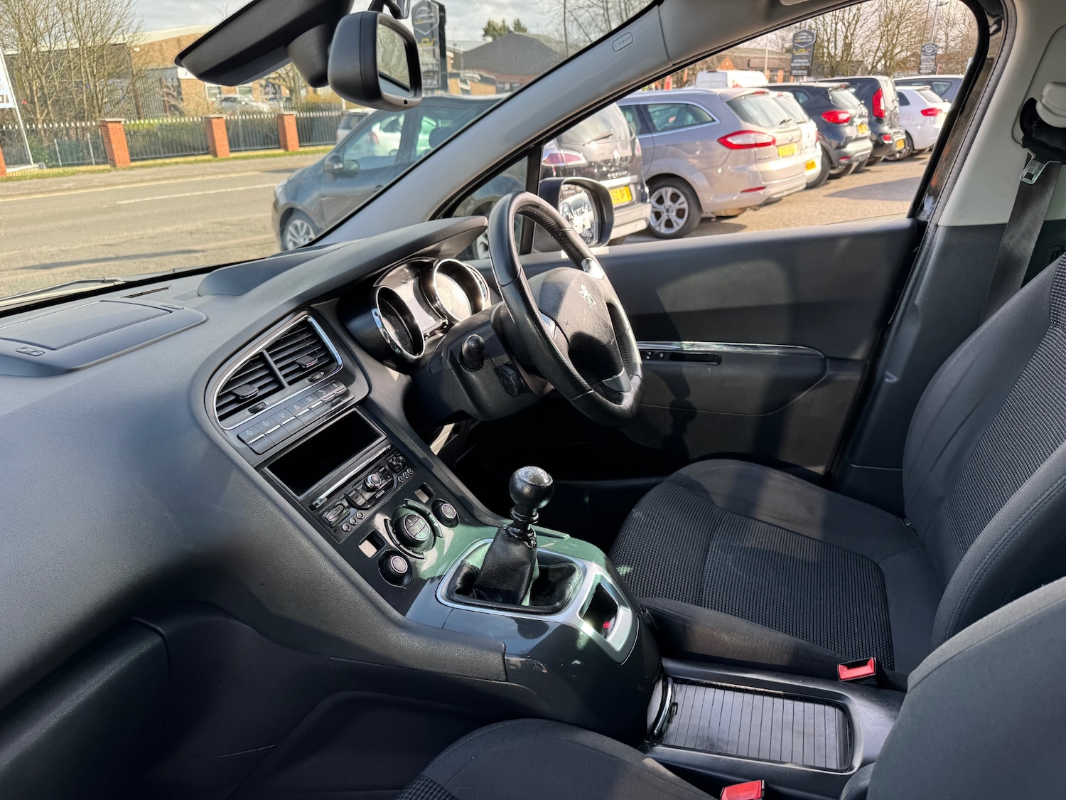 Used Peugeot 5008 2014 for sale - 77881192: Photo 21