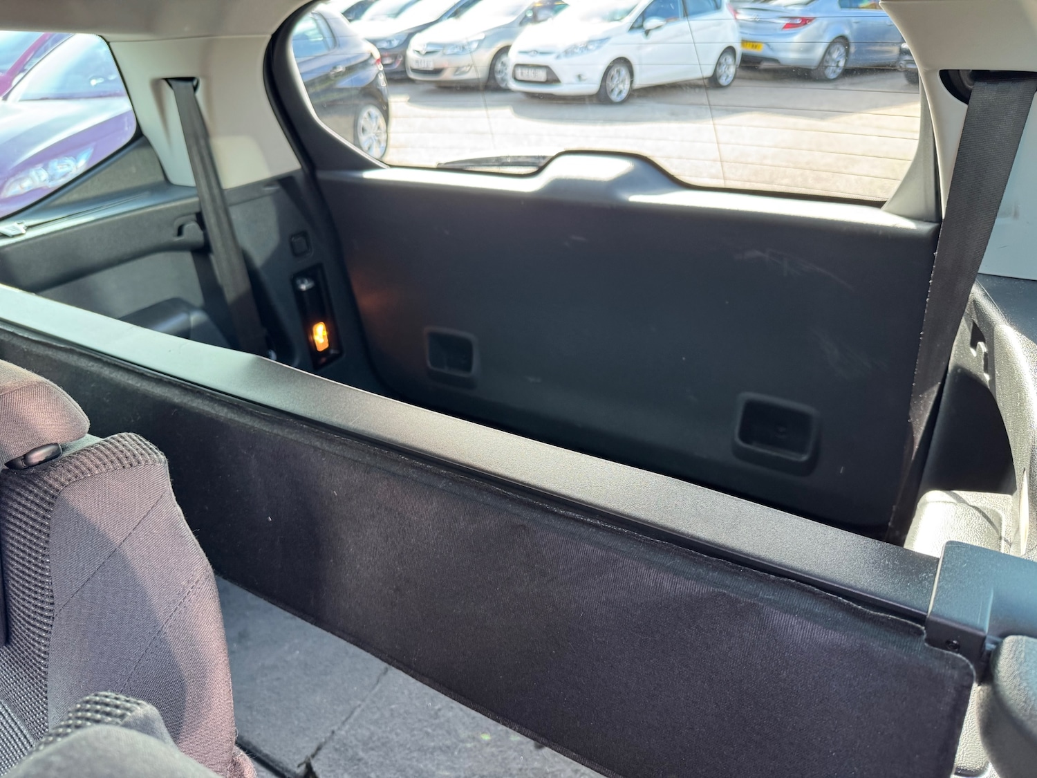 Used Peugeot 5008 2014 for sale - 77881192: Photo 25