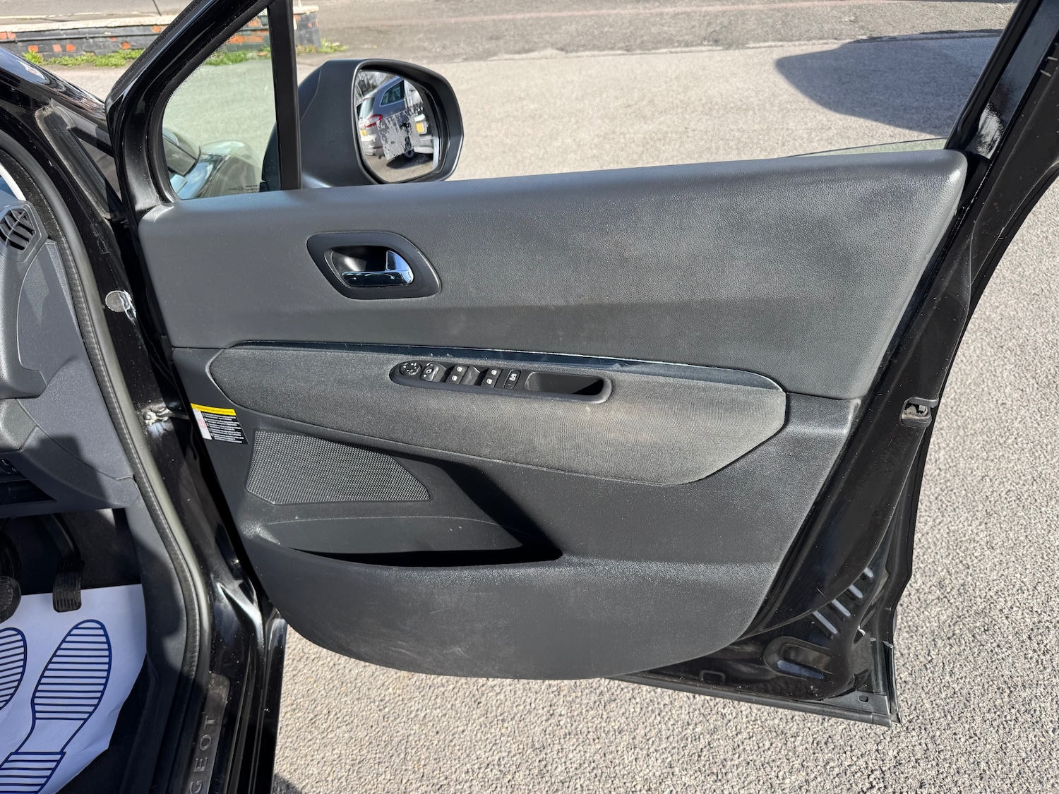 Used Peugeot 5008 2014 for sale - 77881192: Photo 7