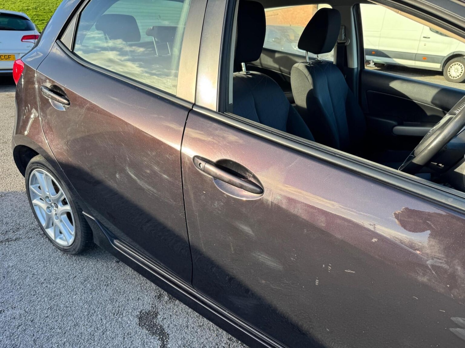 Used Mazda Mazda2 2010 for sale - 76896959: Photo 11