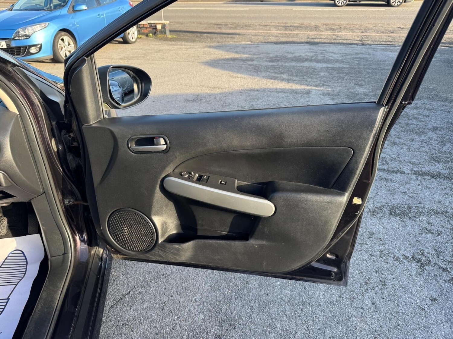 Used Mazda Mazda2 2010 for sale - 76896959: Photo 25