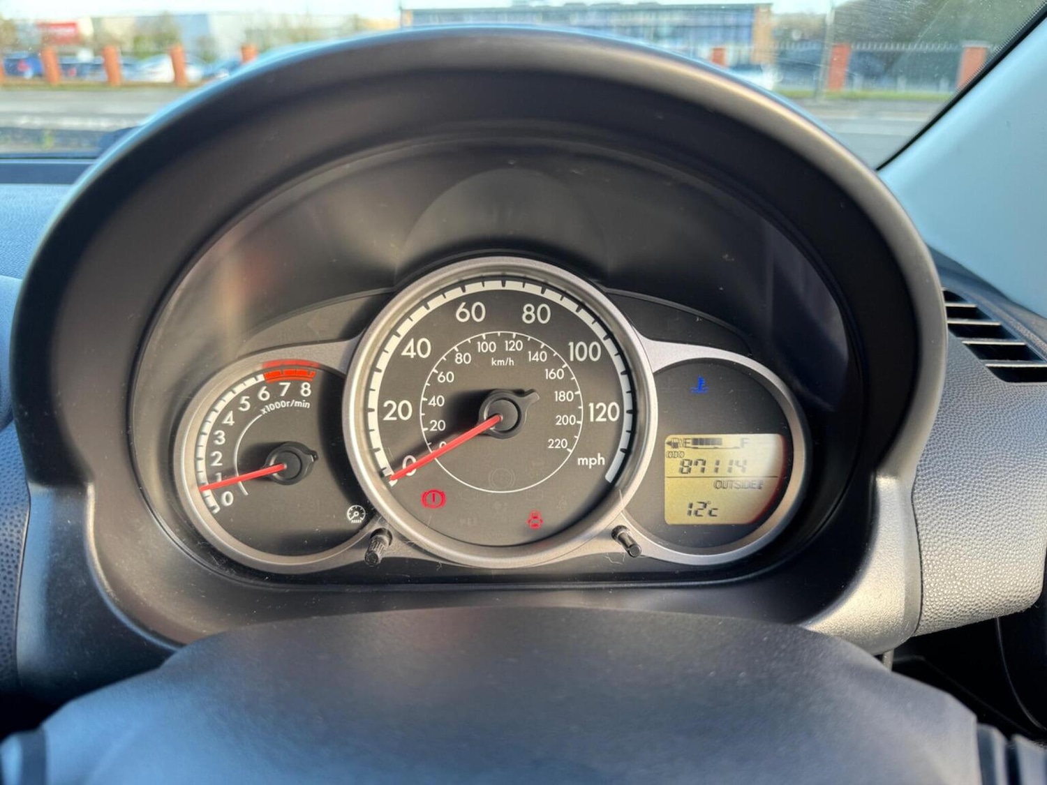 Used Mazda Mazda2 2010 for sale - 76896959: Photo 32