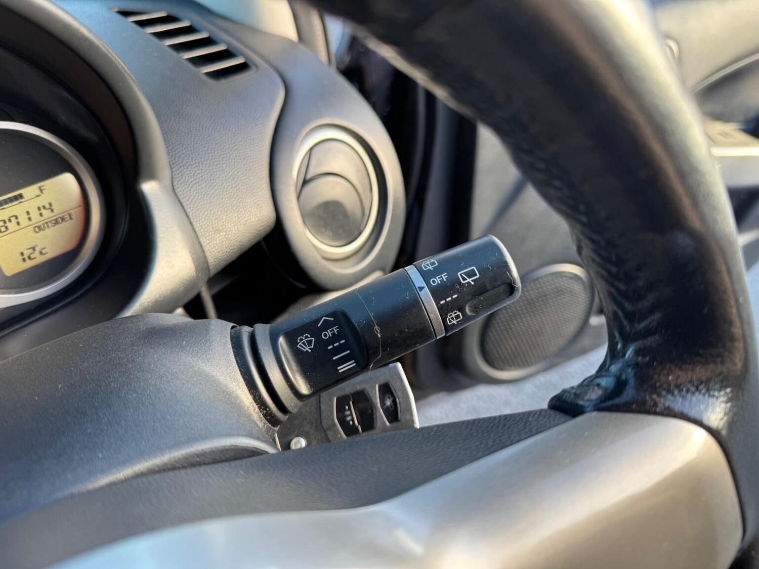 Used Mazda Mazda2 2010 for sale - 76896959: Photo 33