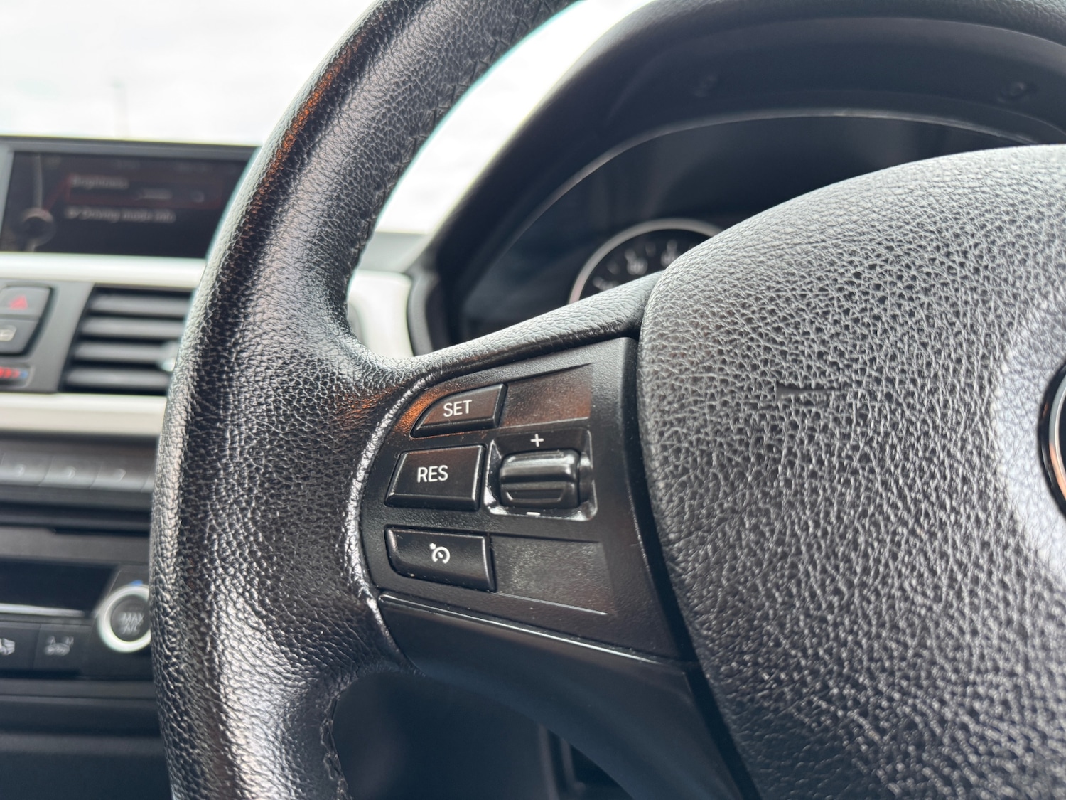 Used BMW 3 Series 2013 for sale - 77758535: Photo 38