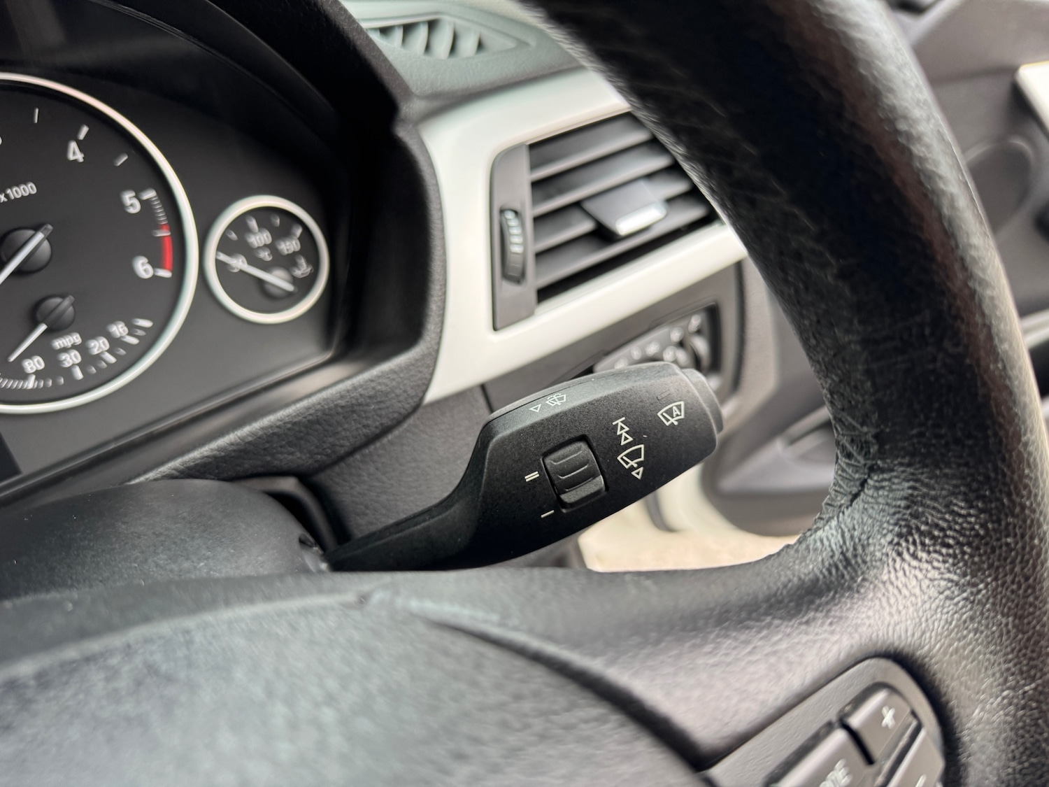 Used BMW 3 Series 2013 for sale - 77758535: Photo 40