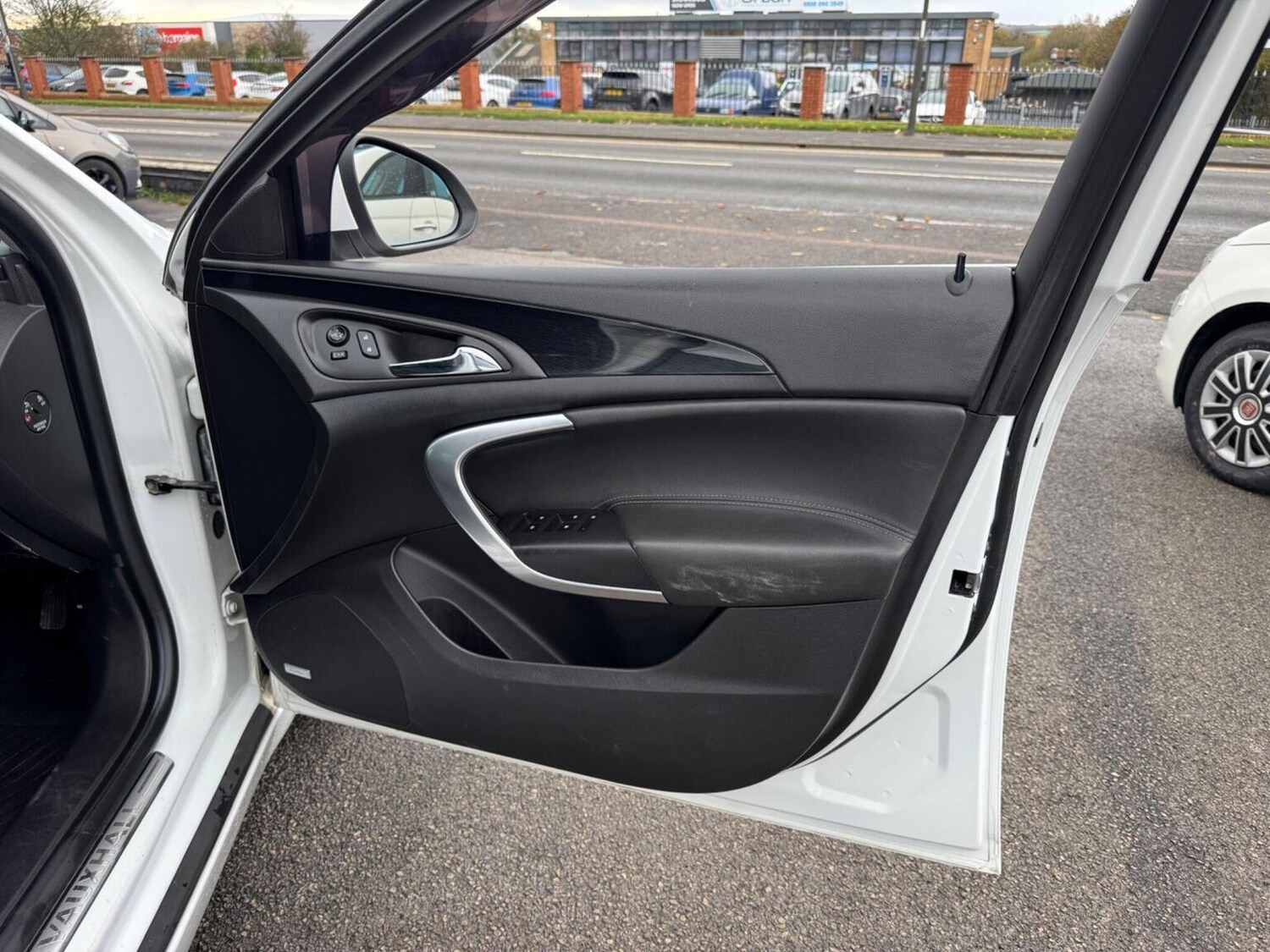 Used Vauxhall Insignia 2015 for sale - 76576896: Photo 29