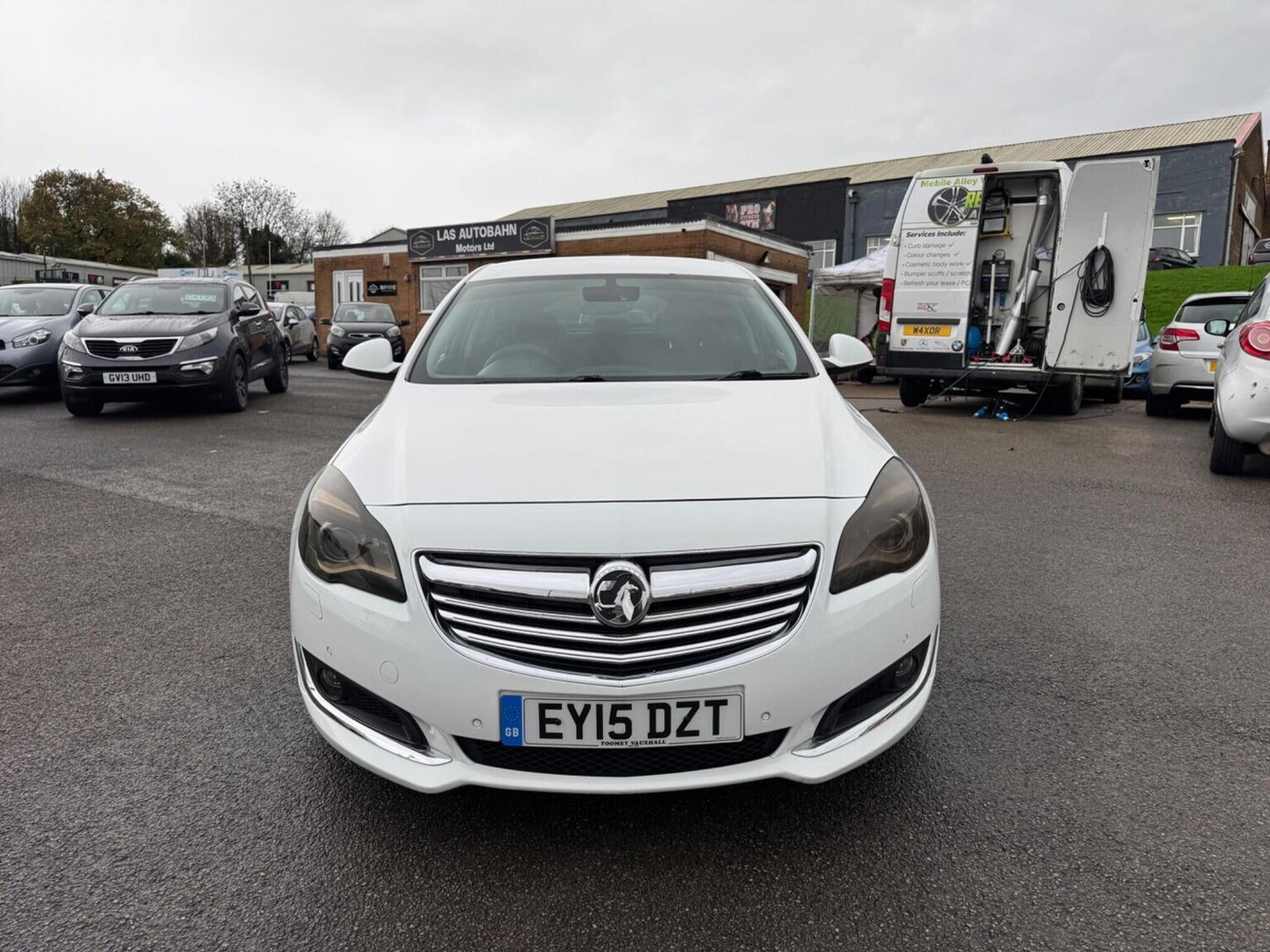Used Vauxhall Insignia 2015 for sale - 76576896: Photo 3
