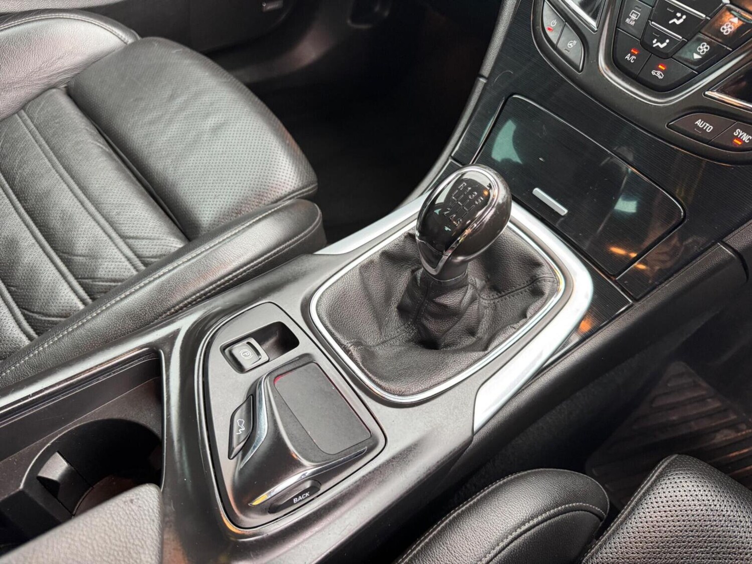 Used Vauxhall Insignia 2015 for sale - 76576896: Photo 47