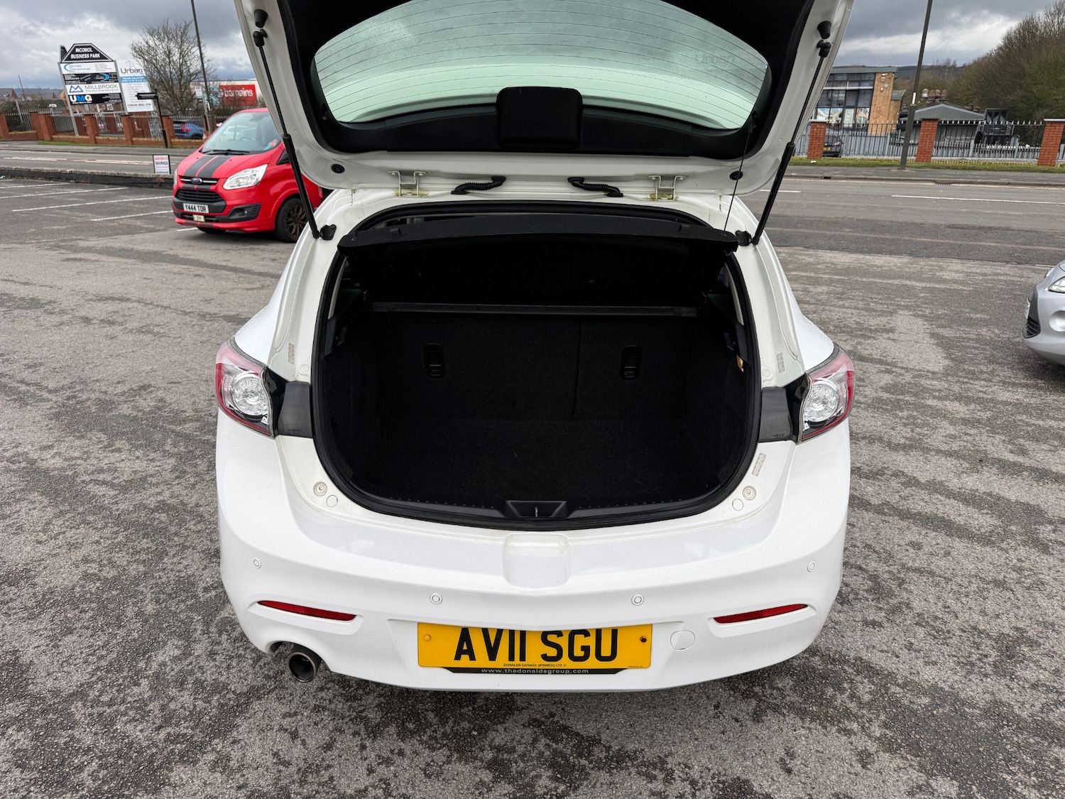 Used Mazda Mazda3 2011 for sale - 77535767: Photo 5