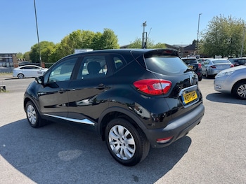 Used Renault Captur 2017 for sale - 78764556: Photo