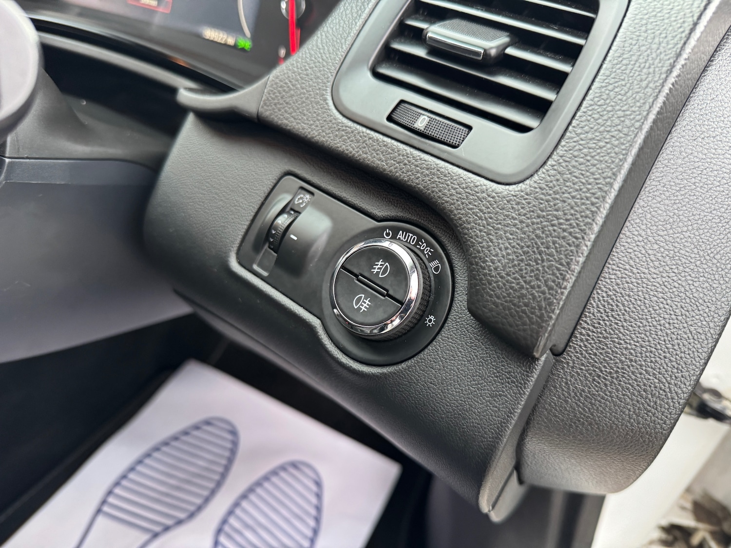 Used Vauxhall Insignia 2015 for sale - 77535720: Photo 15