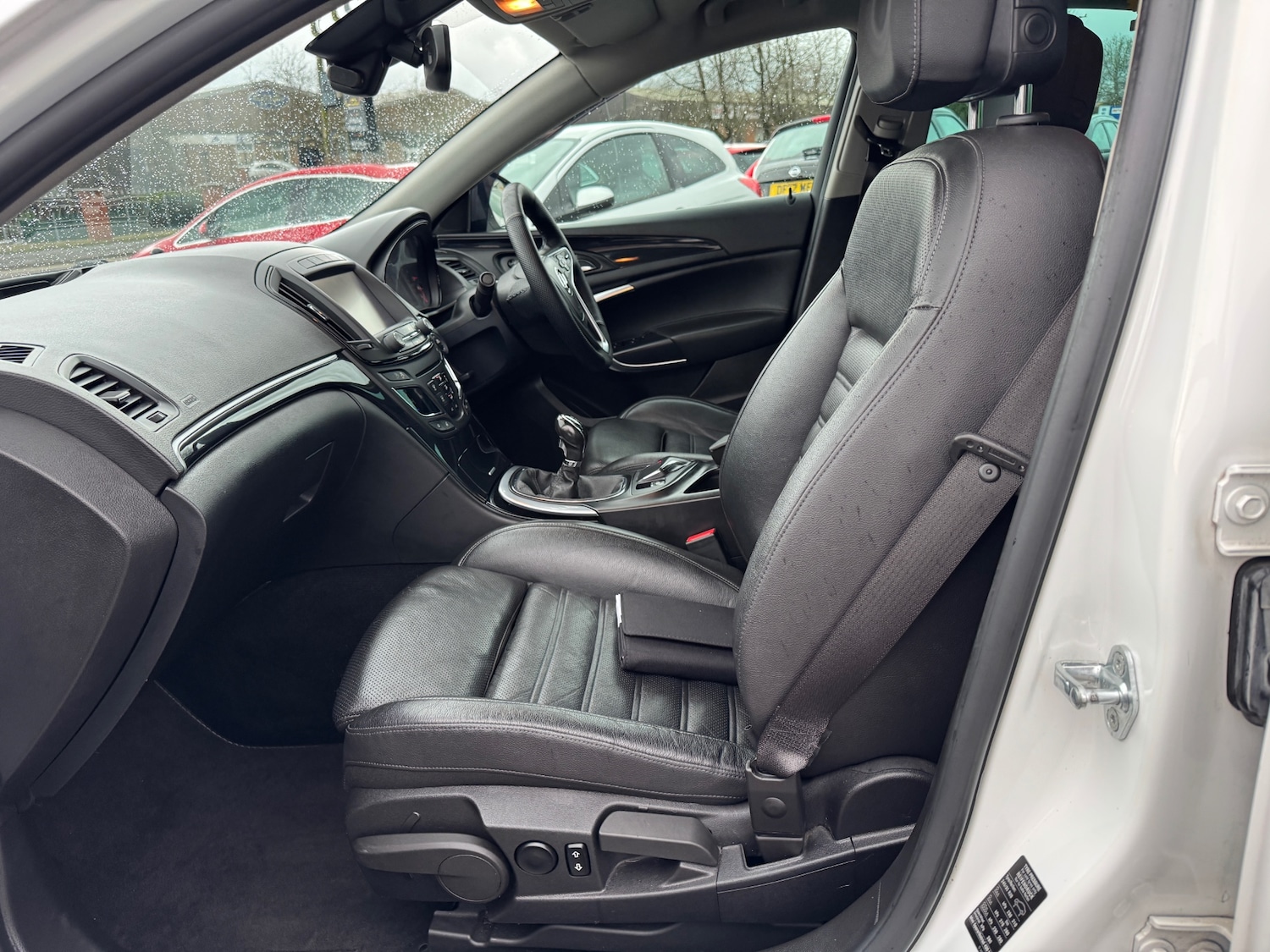 Used Vauxhall Insignia 2015 for sale - 77535720: Photo 28