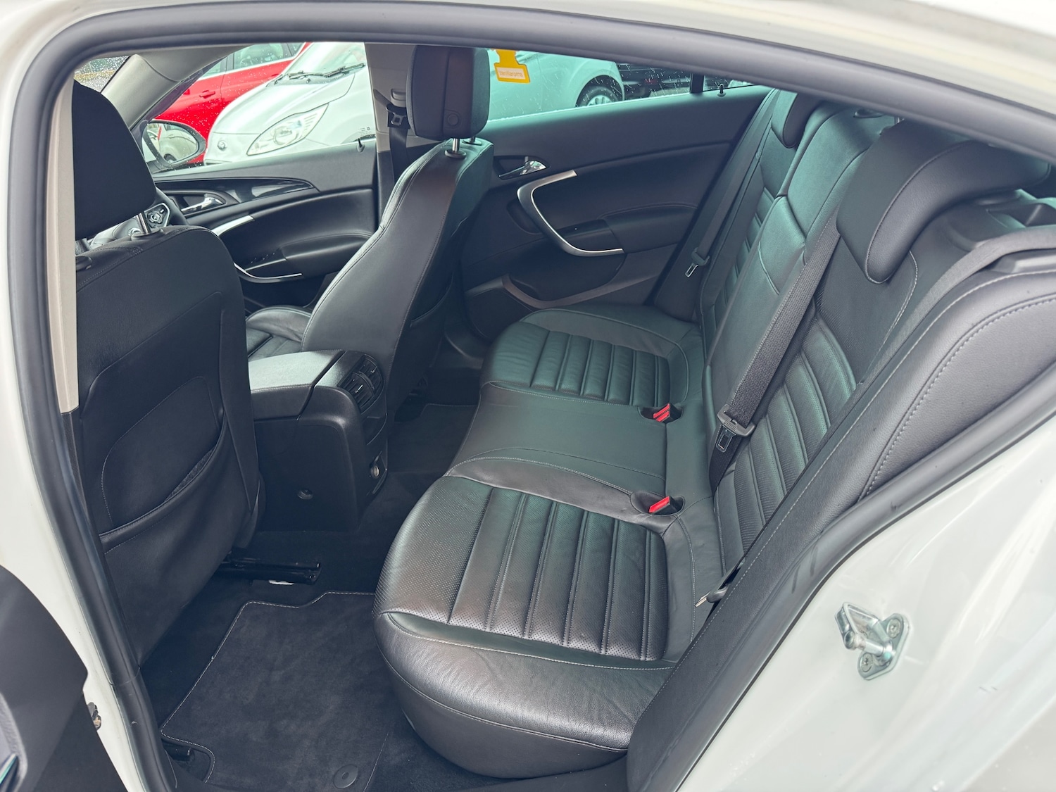 Used Vauxhall Insignia 2015 for sale - 77535720: Photo 32