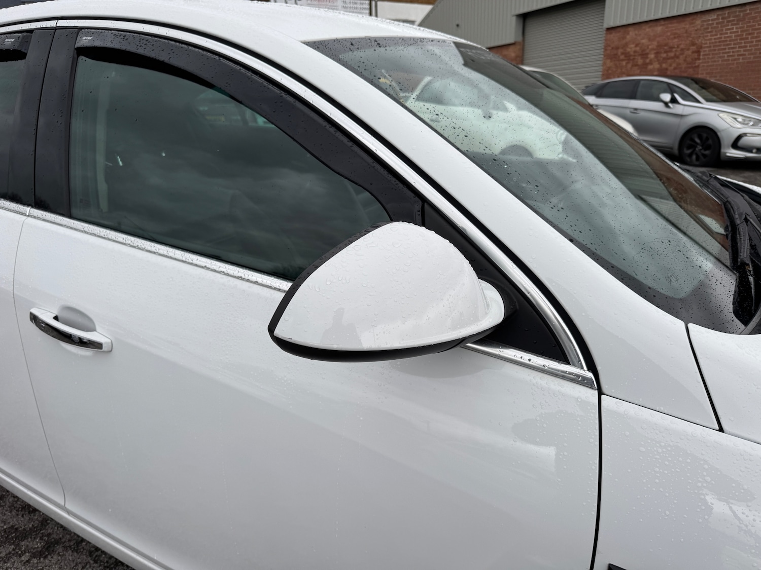 Used Vauxhall Insignia 2015 for sale - 77535720: Photo 9