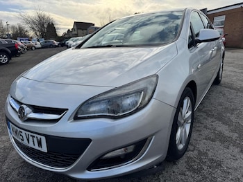 Used Vauxhall Astra 2015 for sale - 76637406: Photo