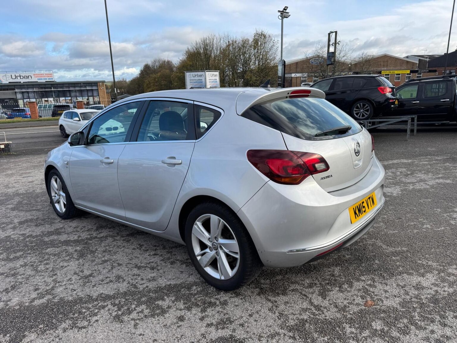 Used Vauxhall Astra 2015 for sale - 76637406: Photo 4