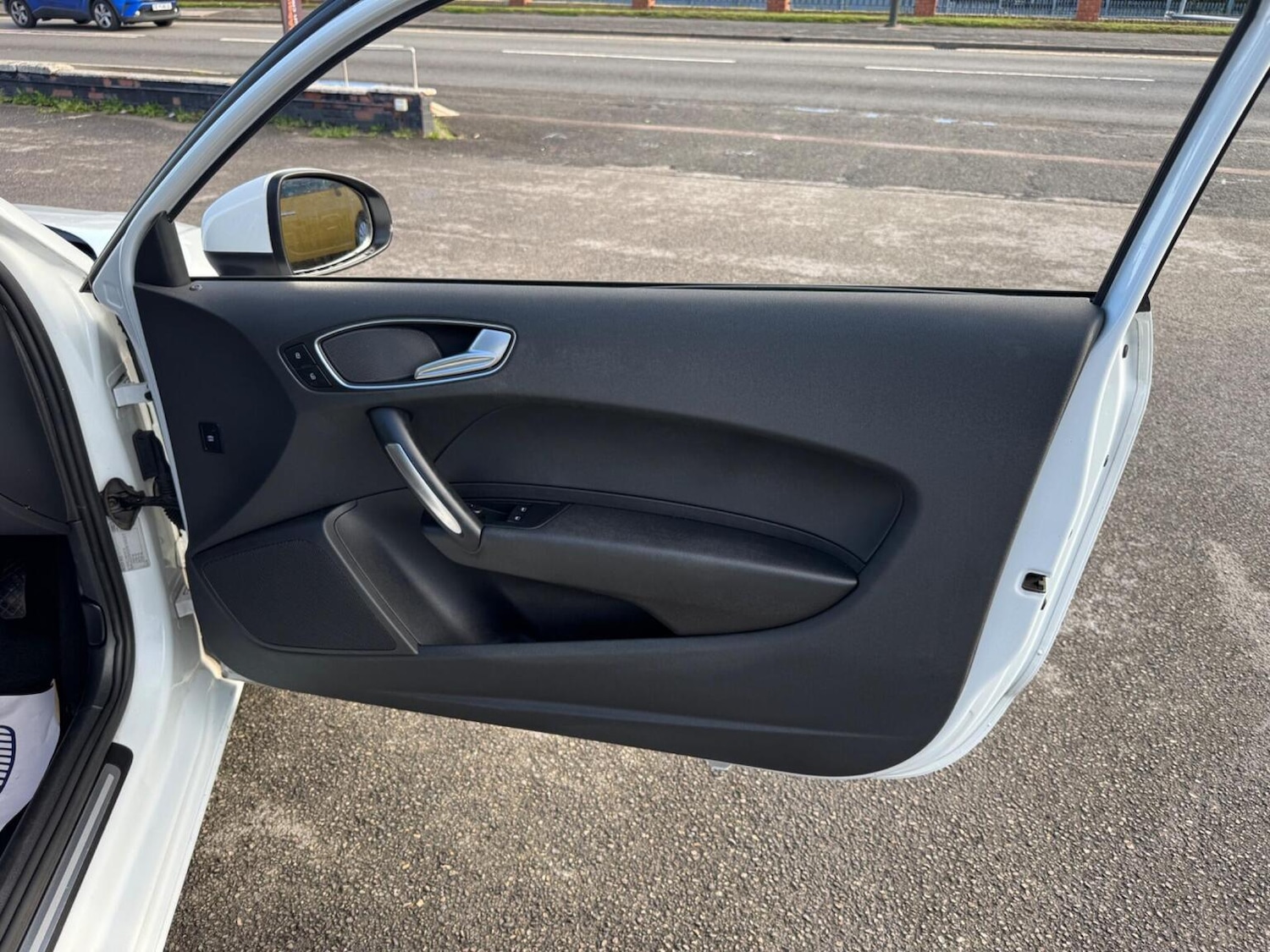 Used Audi A1 2013 for sale - 76576895: Photo 26