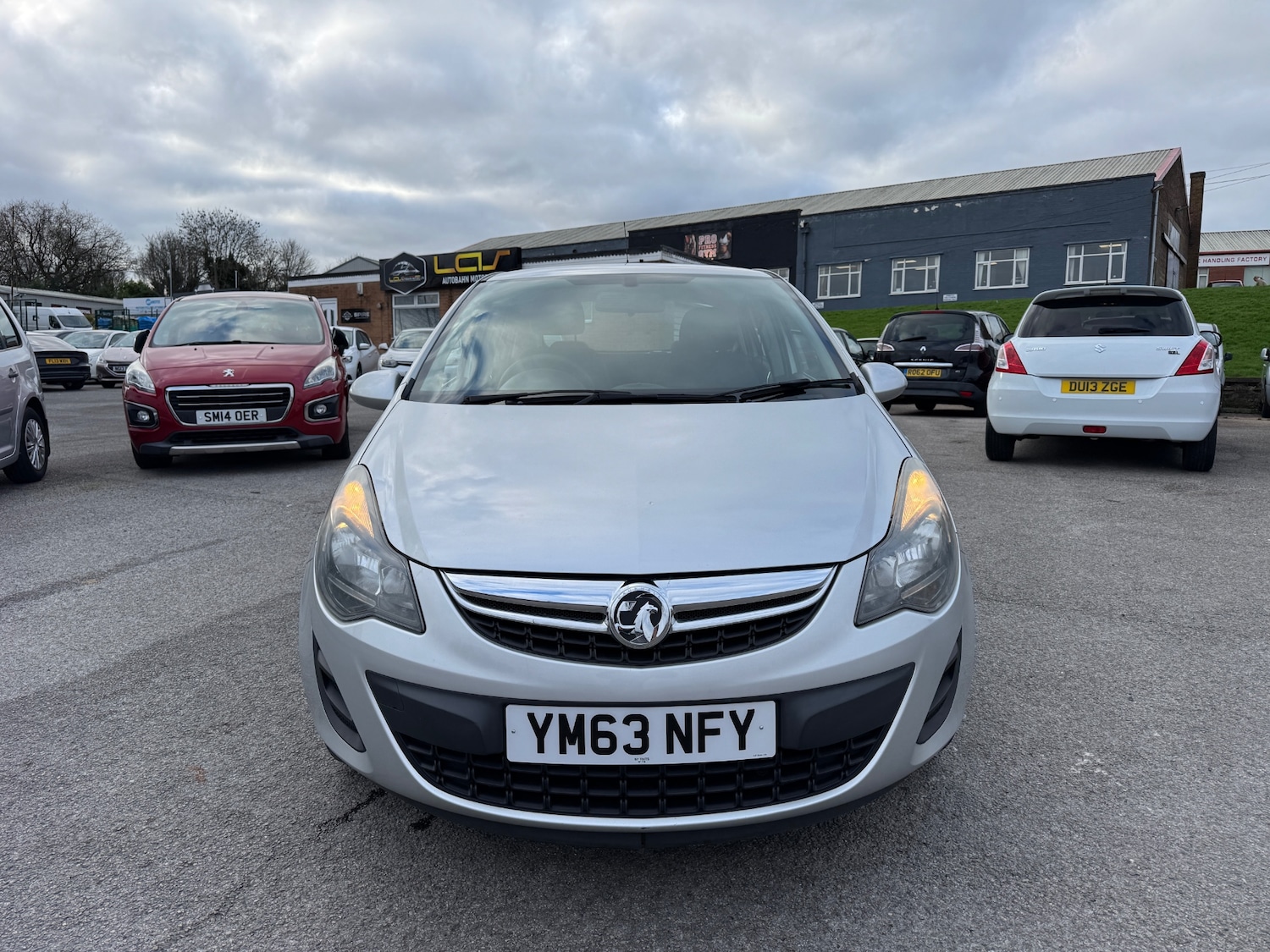 Used Vauxhall Corsa 2013 for sale - 77053685: Photo 3