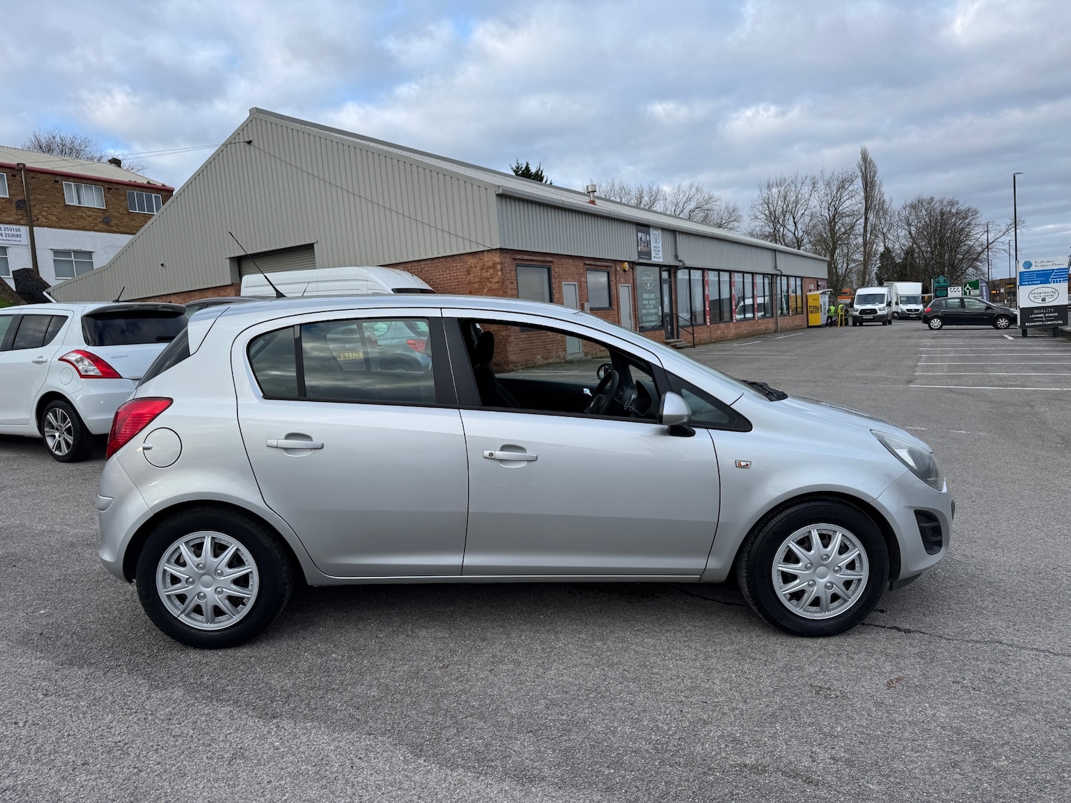 Used Vauxhall Corsa 2013 for sale - 77053685: Photo 7