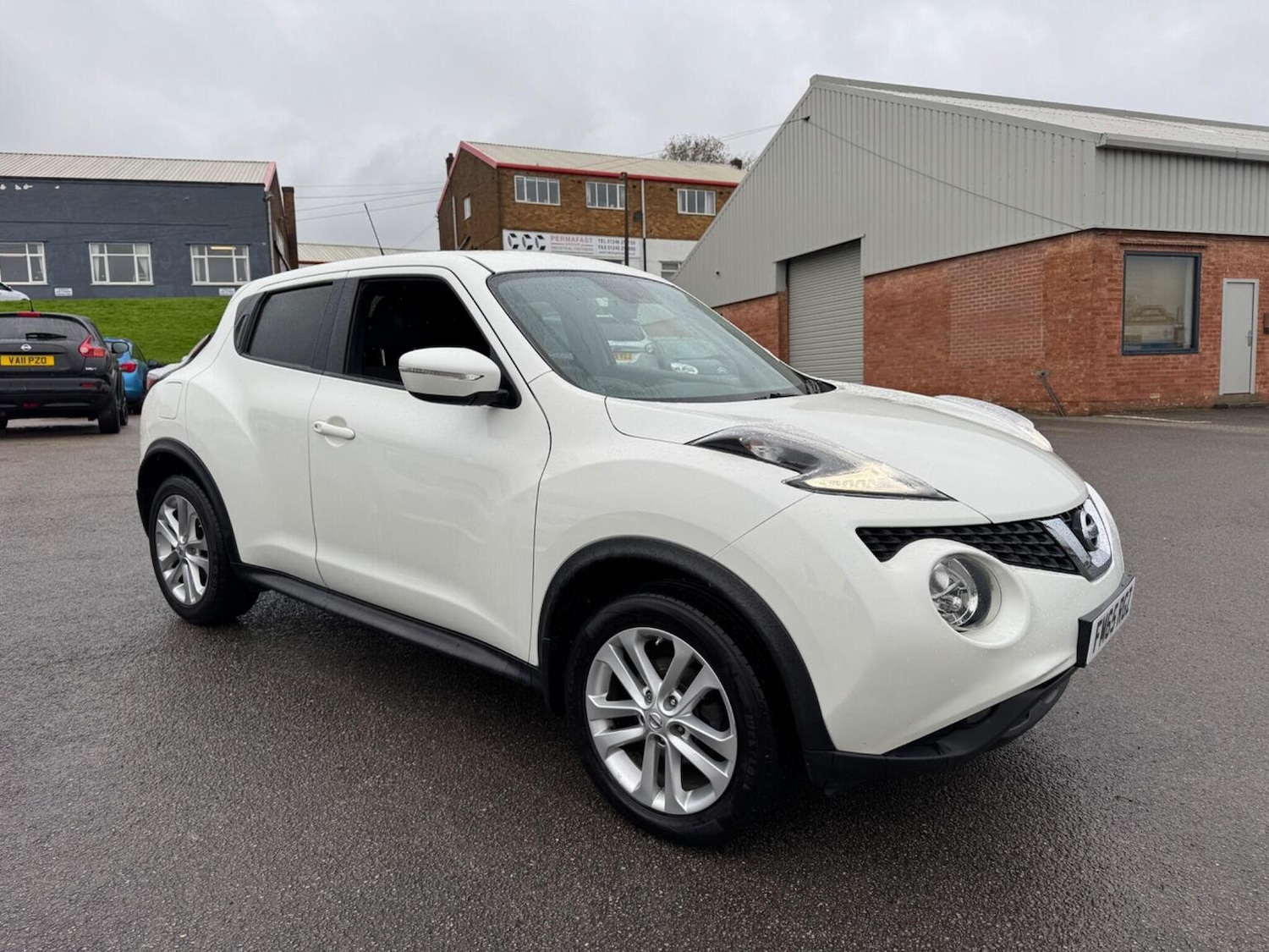 Used Nissan Juke 2015 for sale - 76830370: Photo 2