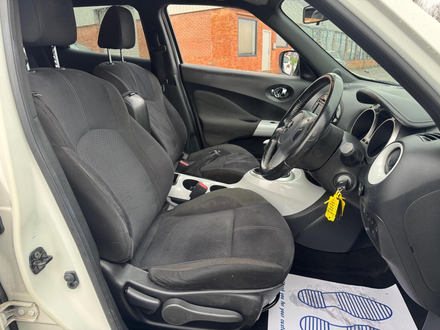 Used Nissan Juke 2015 for sale - 76830370: Photo 31