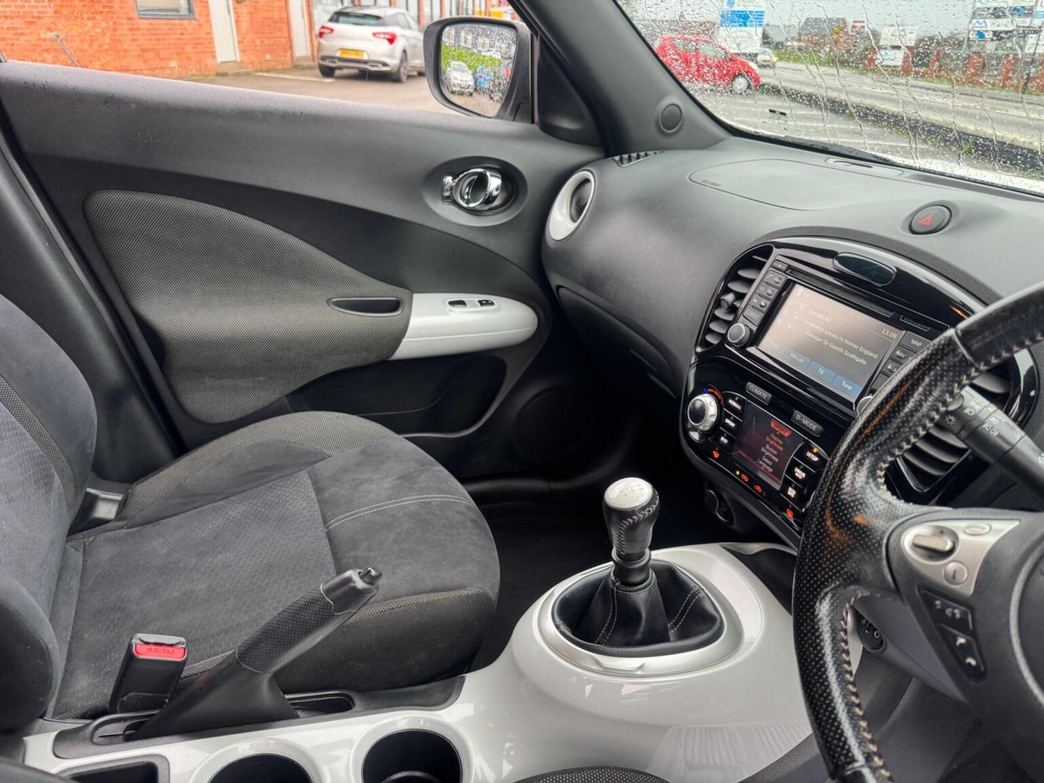 Used Nissan Juke 2015 for sale - 76830370: Photo 33