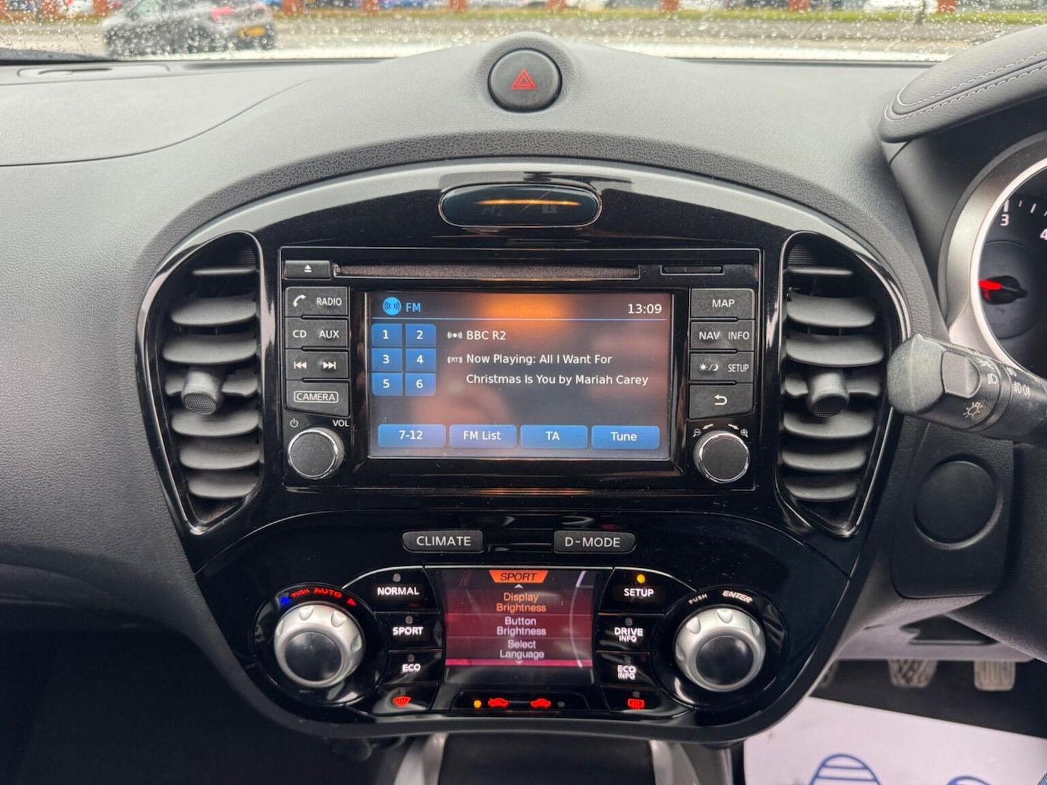 Used Nissan Juke 2015 for sale - 76830370: Photo 40