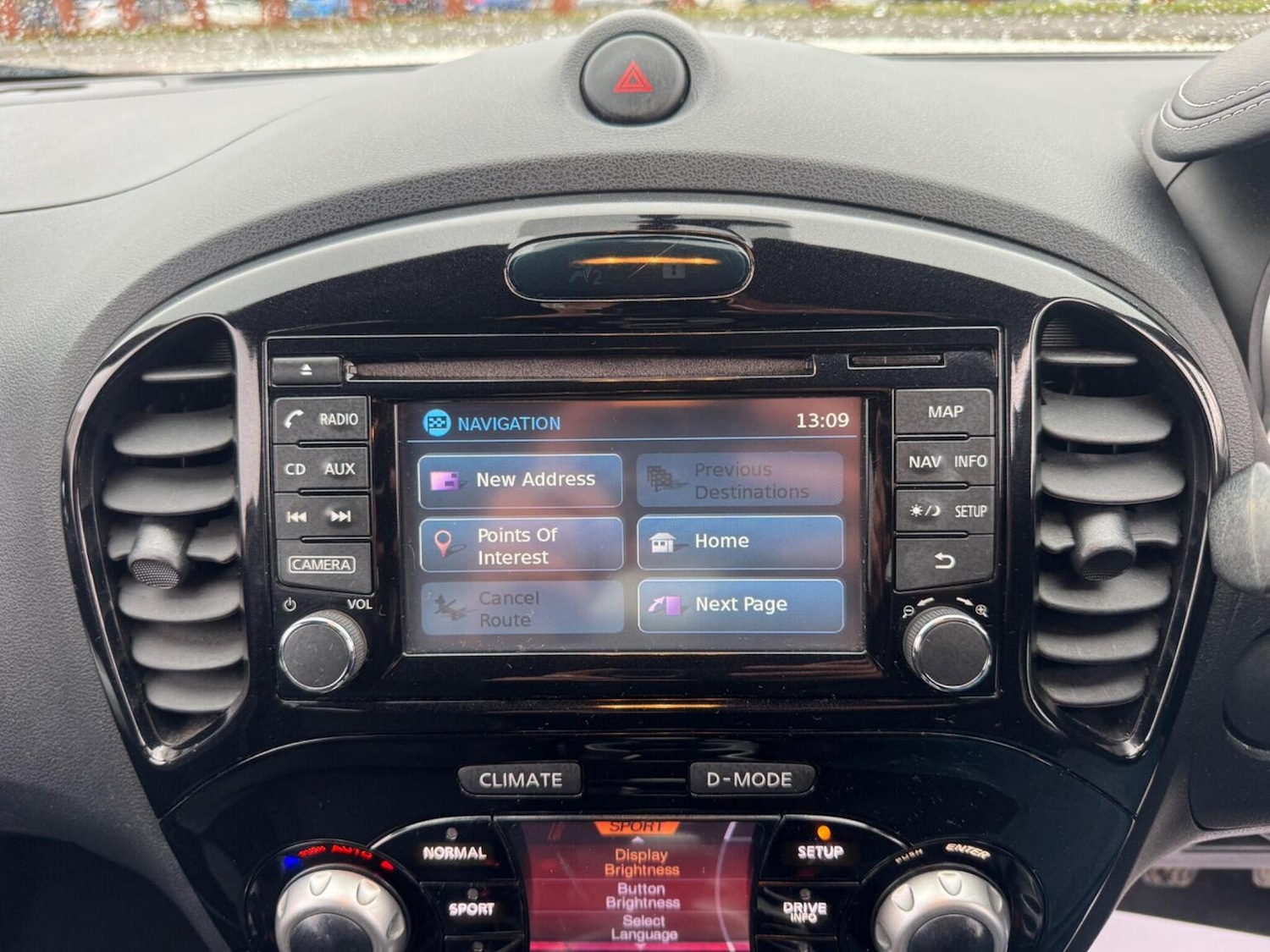 Used Nissan Juke 2015 for sale - 76830370: Photo 42