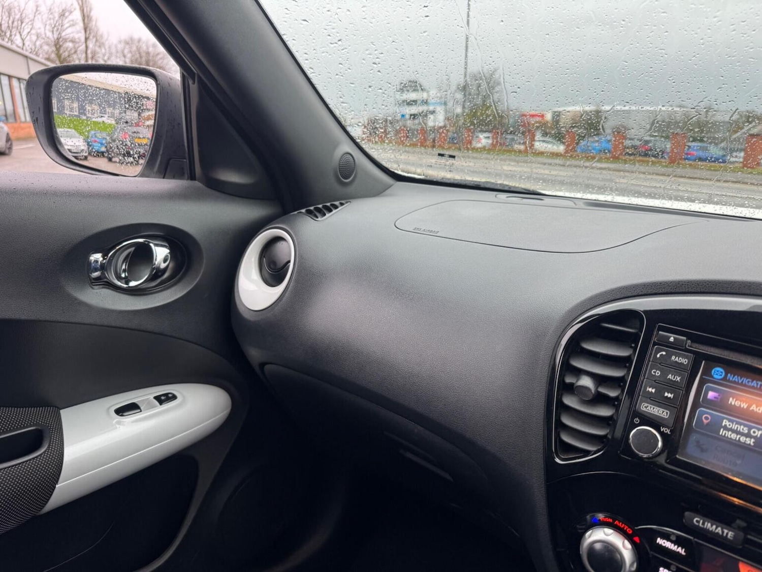 Used Nissan Juke 2015 for sale - 76830370: Photo 44