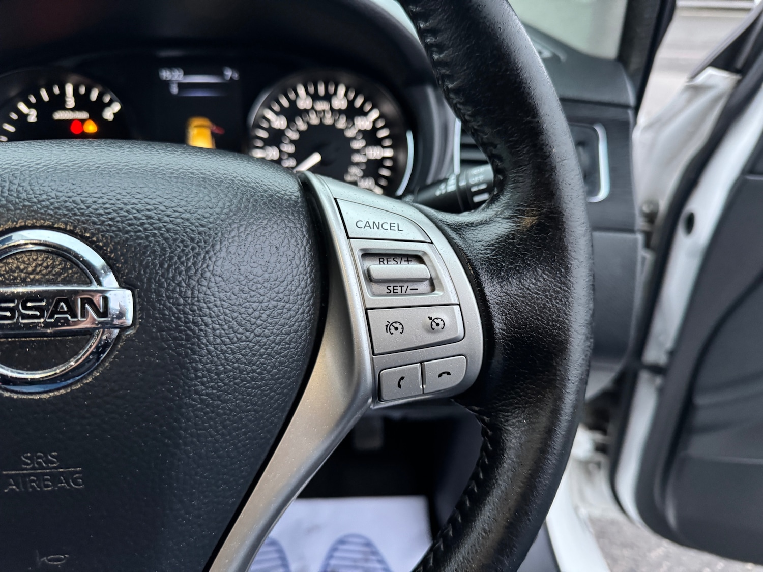 Used Nissan Pulsar 2015 for sale - 76971162: Photo 32