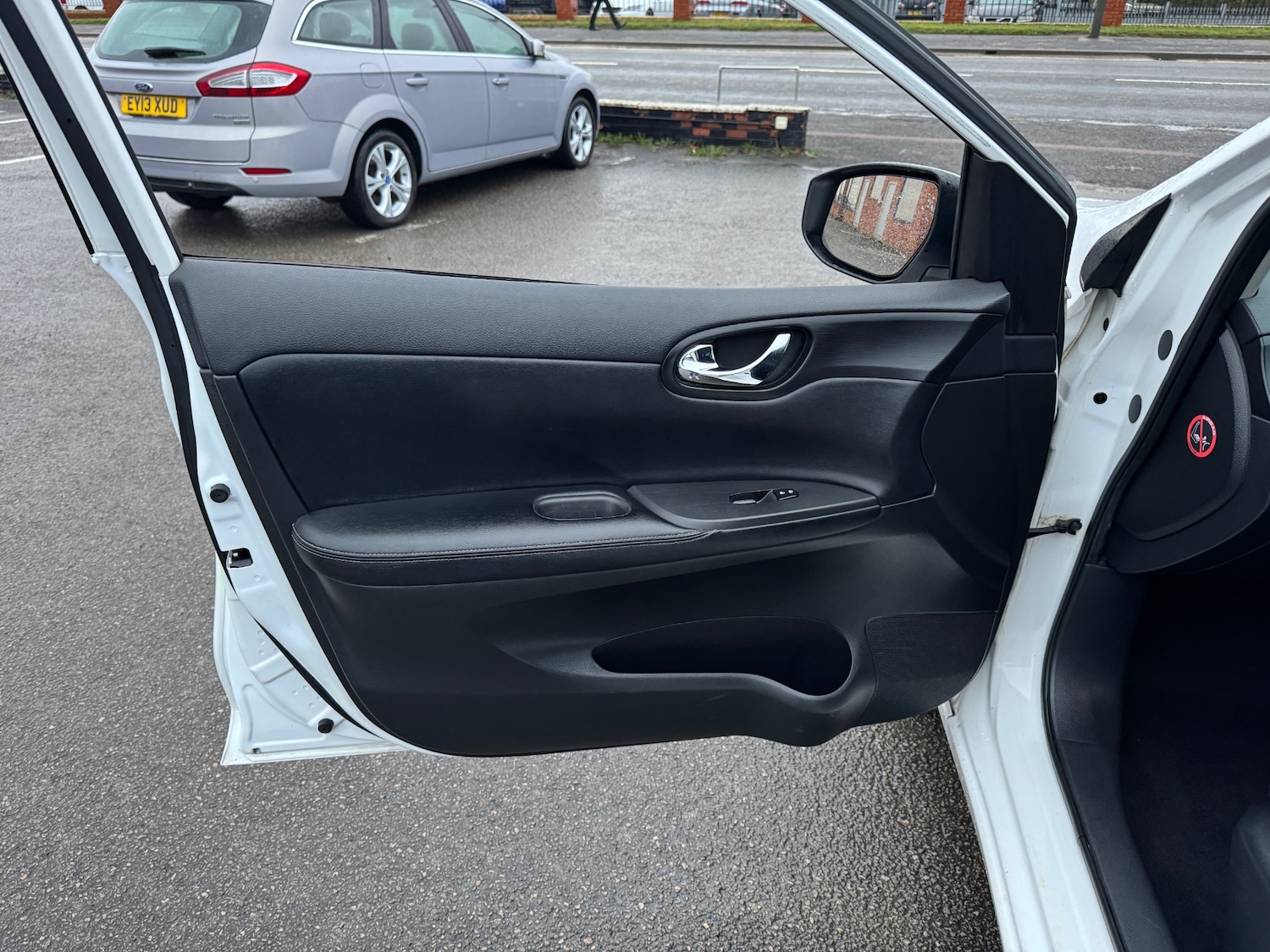 Used Nissan Pulsar 2015 for sale - 76971162: Photo 41