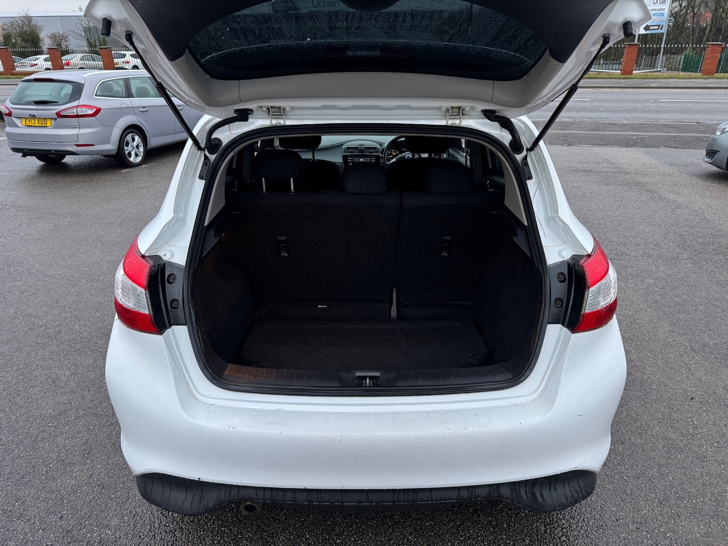 Used Nissan Pulsar 2015 for sale - 76971162: Photo 6