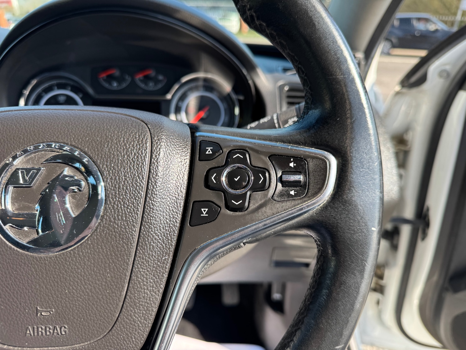 Used Vauxhall Insignia 2014 for sale - 77950740: Photo 14