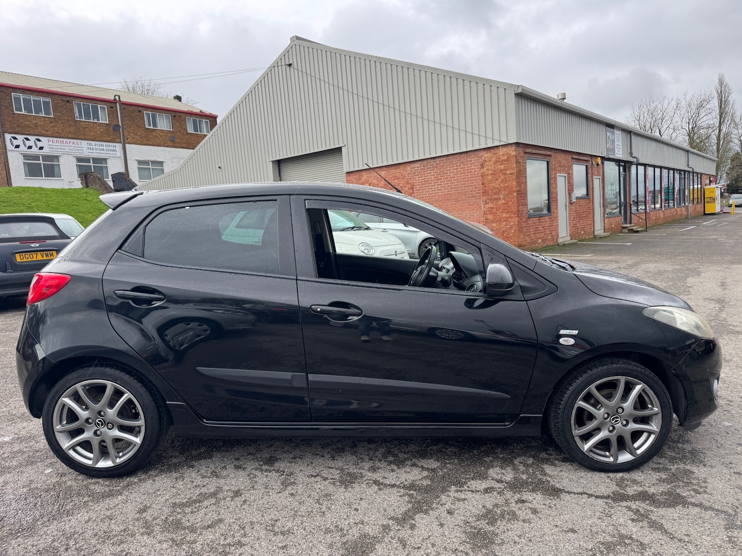 Used Mazda Mazda2 2012 for sale - 77535774: Photo 6