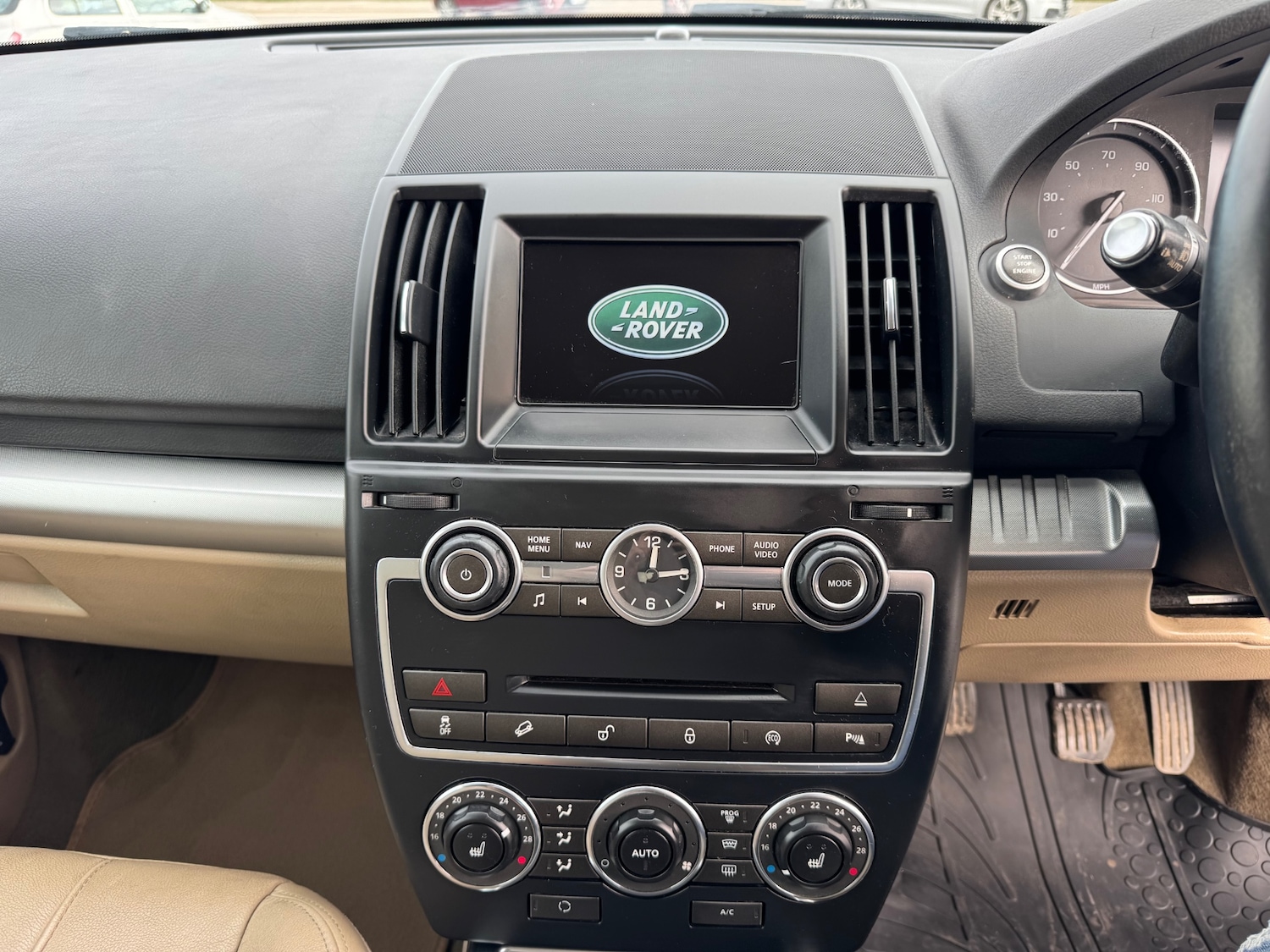 Used Land Rover Freelander 2013 for sale - 77730547: Photo 19