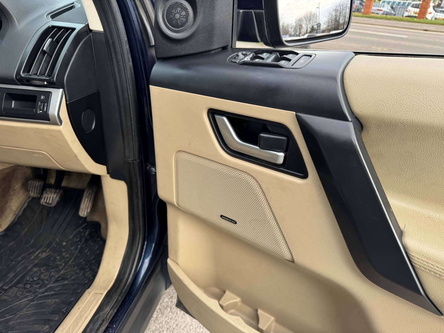 Used Land Rover Freelander 2013 for sale - 77730547: Photo 9