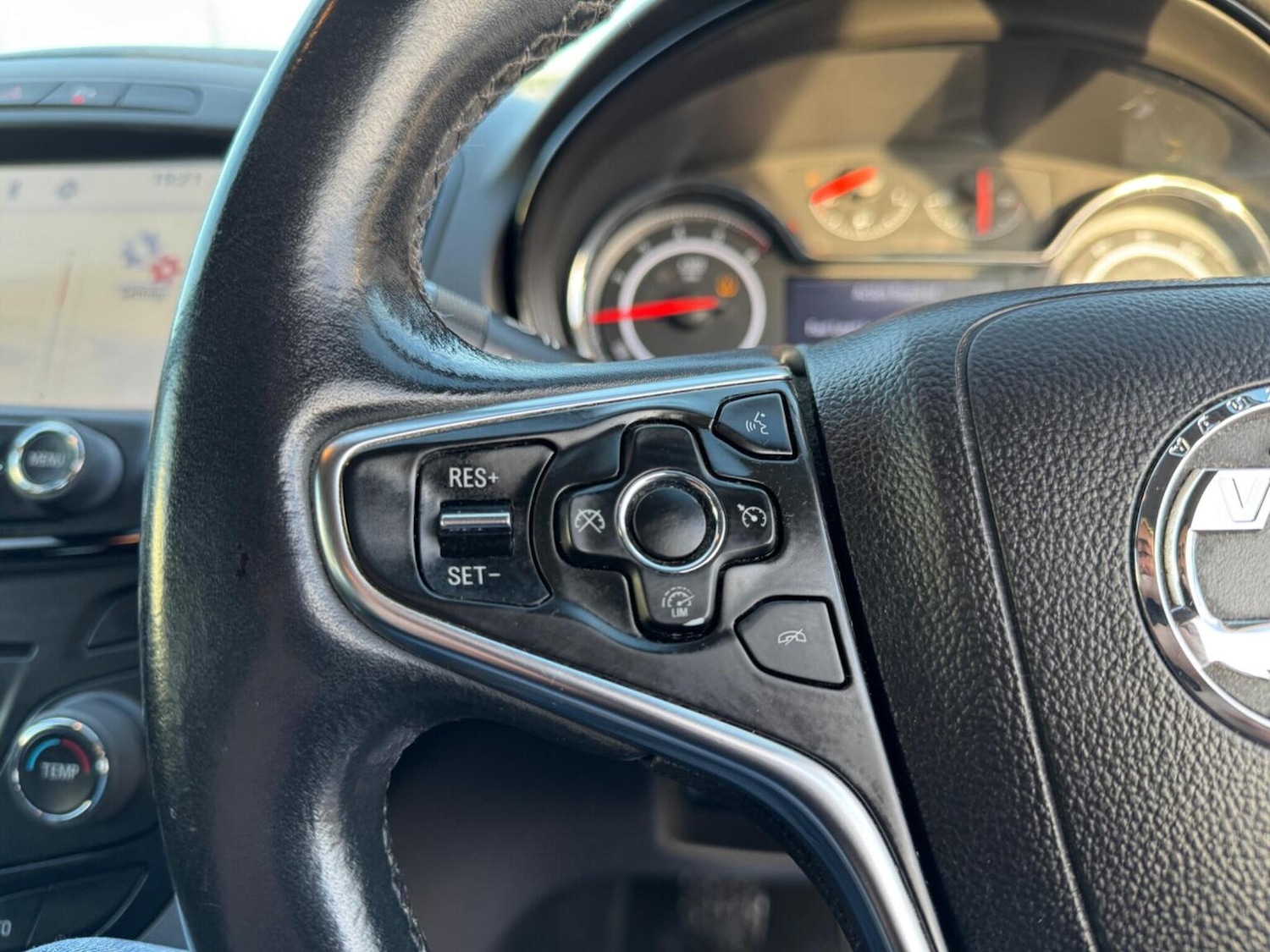 Used Vauxhall Insignia 2014 for sale - 76662731: Photo 24