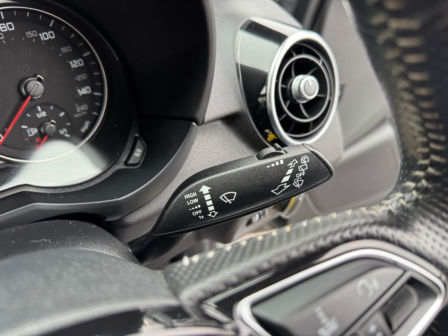 Used Audi A1 2013 for sale - 77622932: Photo 17