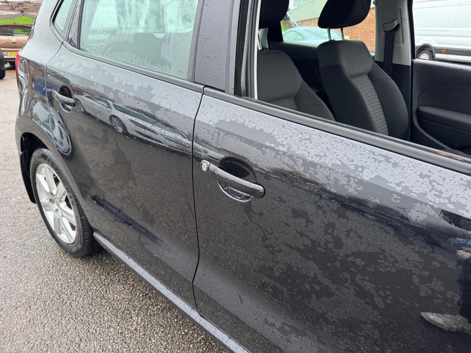 Used Volkswagen Polo 2011 for sale - 76758823: Photo 30