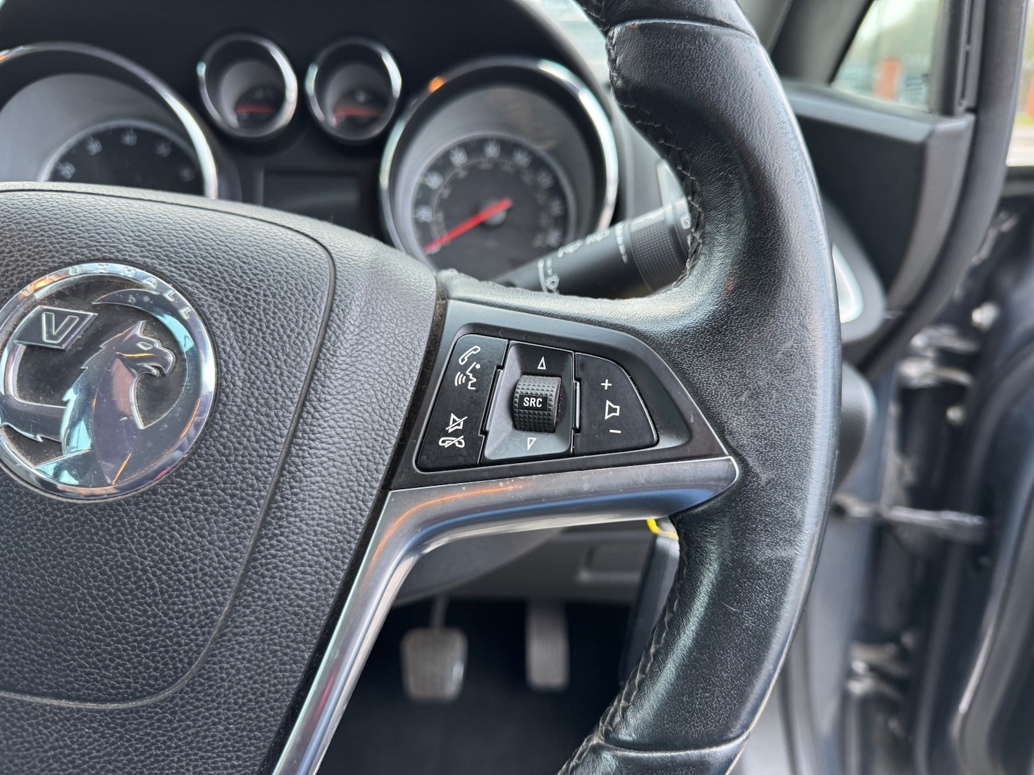 Used Vauxhall Astra 2013 for sale - 77804918: Photo 13