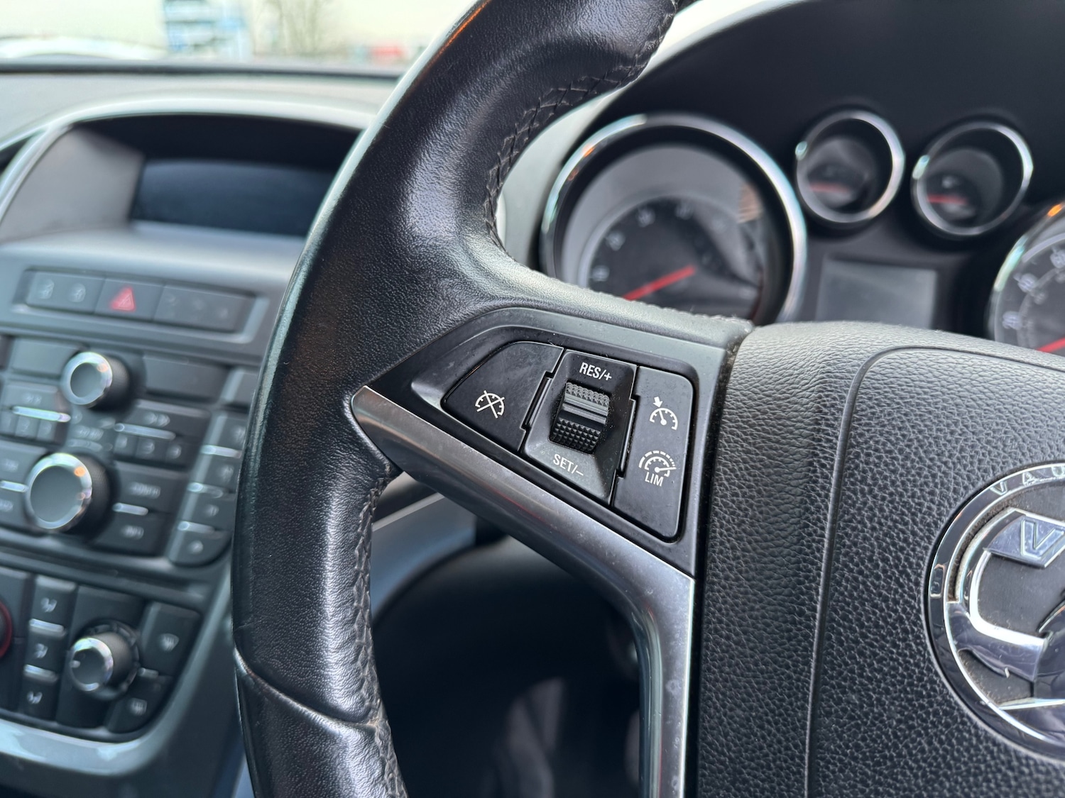 Used Vauxhall Astra 2013 for sale - 77804918: Photo 15