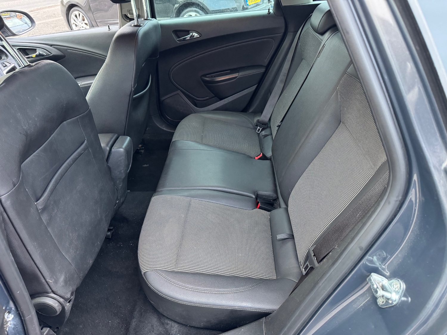 Used Vauxhall Astra 2013 for sale - 77804918: Photo 24