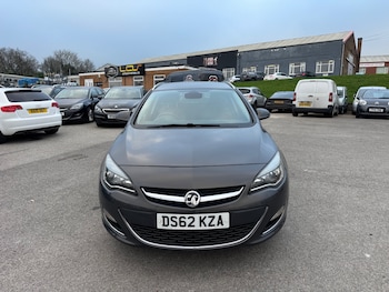 Used Vauxhall Astra 2013 for sale - 77804918: Photo