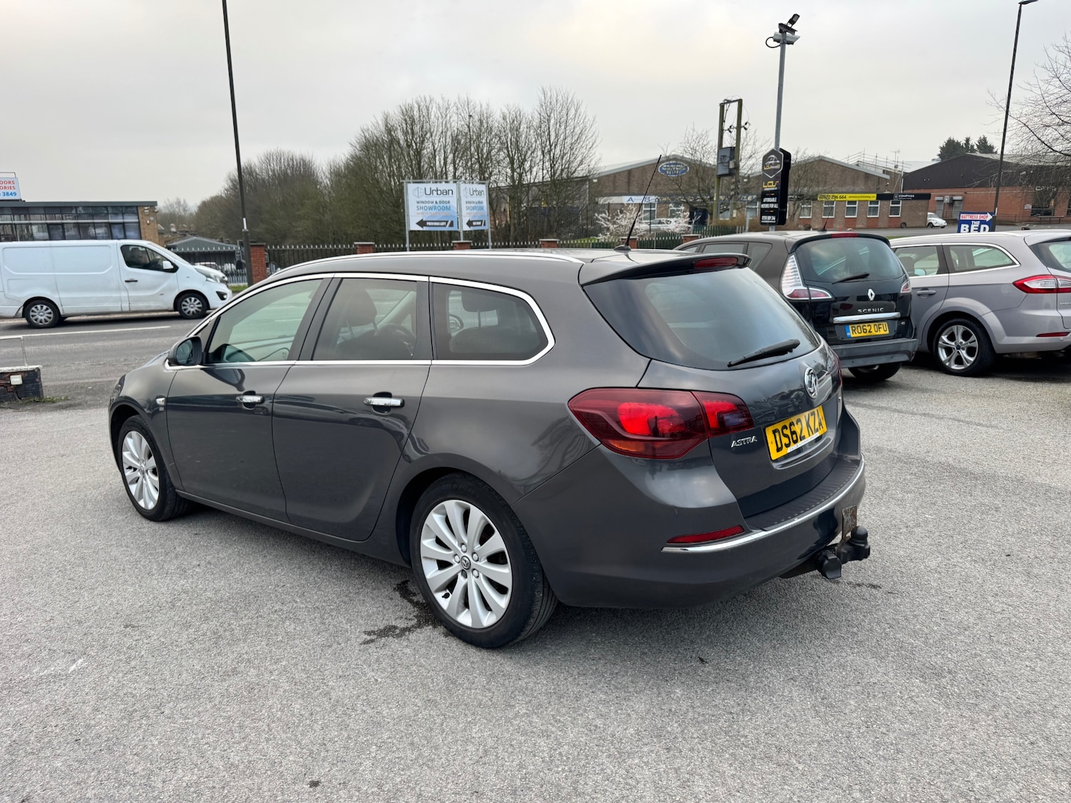 Used Vauxhall Astra 2013 for sale - 77804918: Photo 3